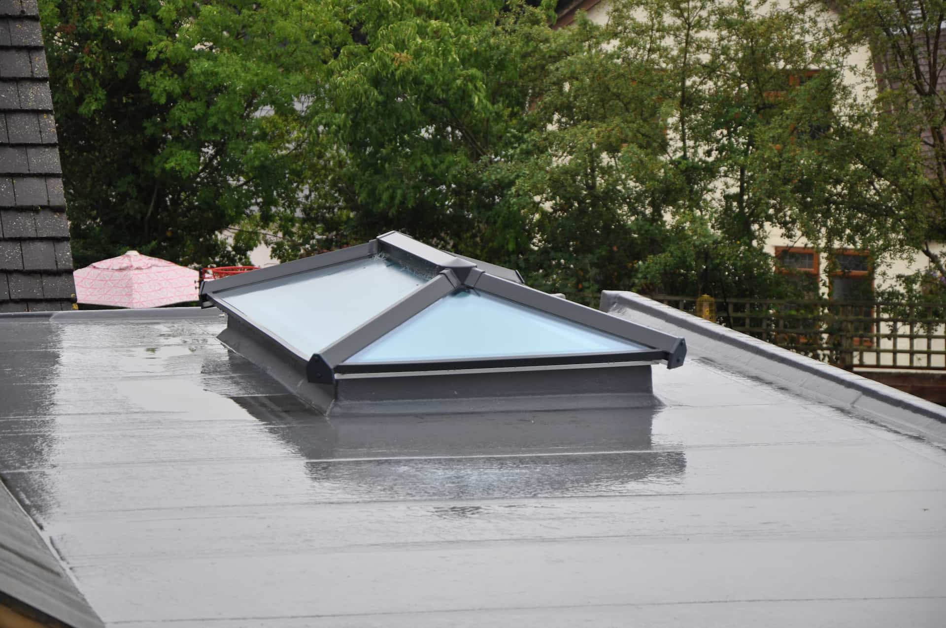 Flat roof installers near me Reading